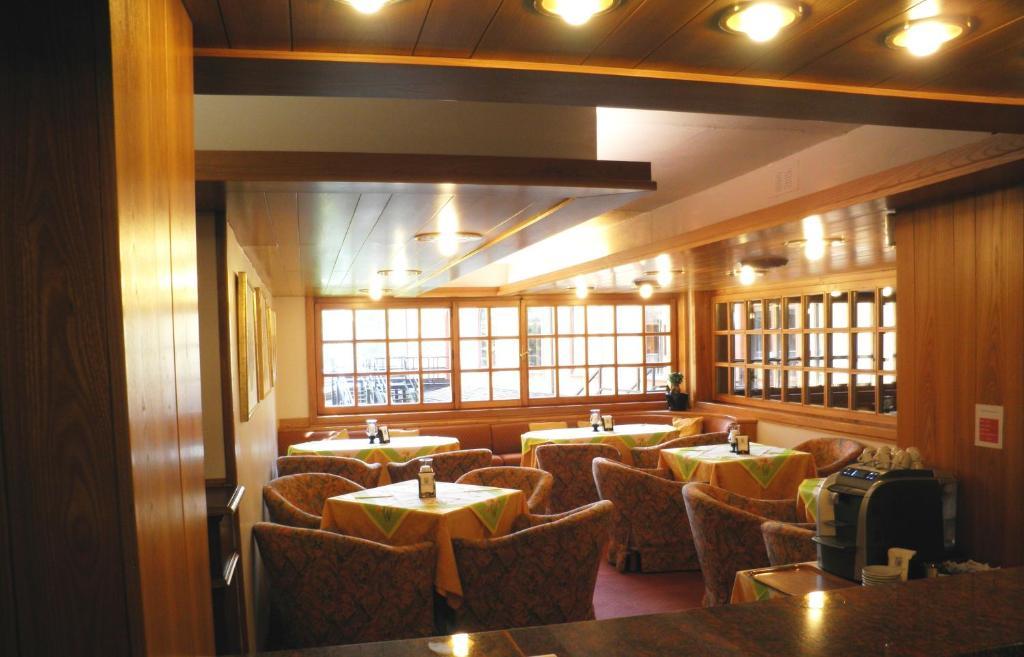 R.T.A. Hotel Des Alpes 2 Madonna di Campiglio Exterior photo